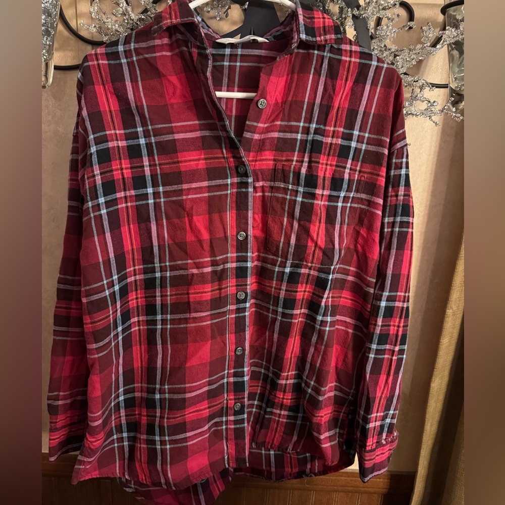 Old Navy boys or girls button up flannel shirt size xl